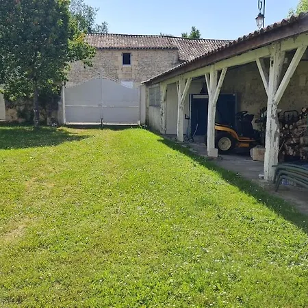 Dom wakacyjny Proche Saint Emilion Maison Avec Piscine
