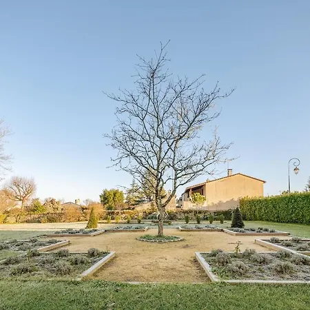 Dom wakacyjny Proche Saint Emilion Maison Avec Piscine Rauzan